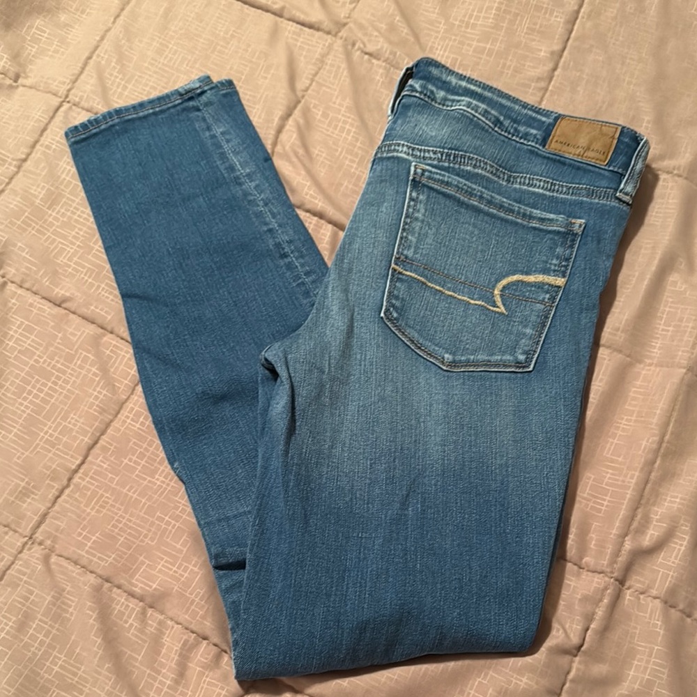 American Eagle distressed jeans